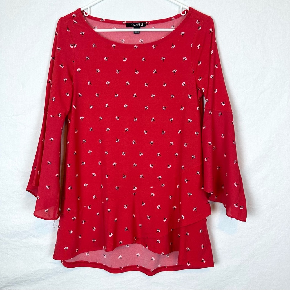 Roz and Ali Floral Blouse with Ruffle Sleeves Size XS